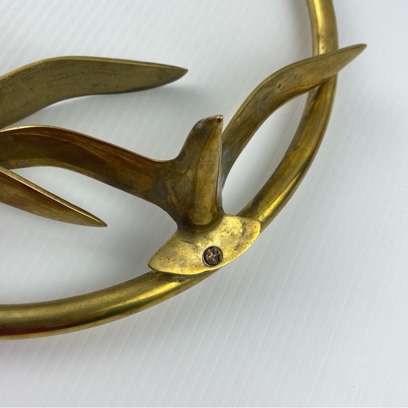 Vintage Brass Seagulls in Flight Wall Hanging - Picture 4 of 9